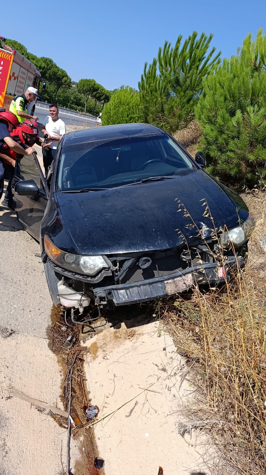 Dursunbey'de yoldan