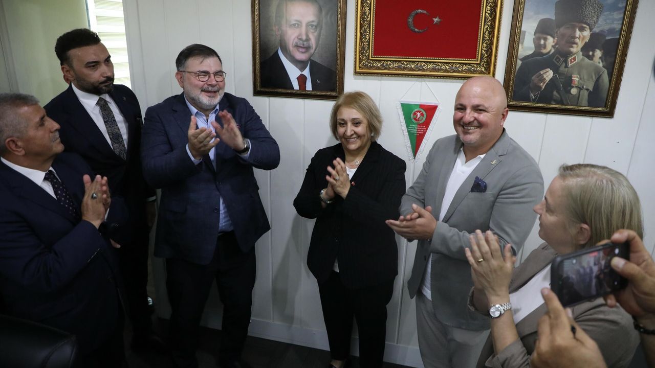 Menderes Başkan Vekili