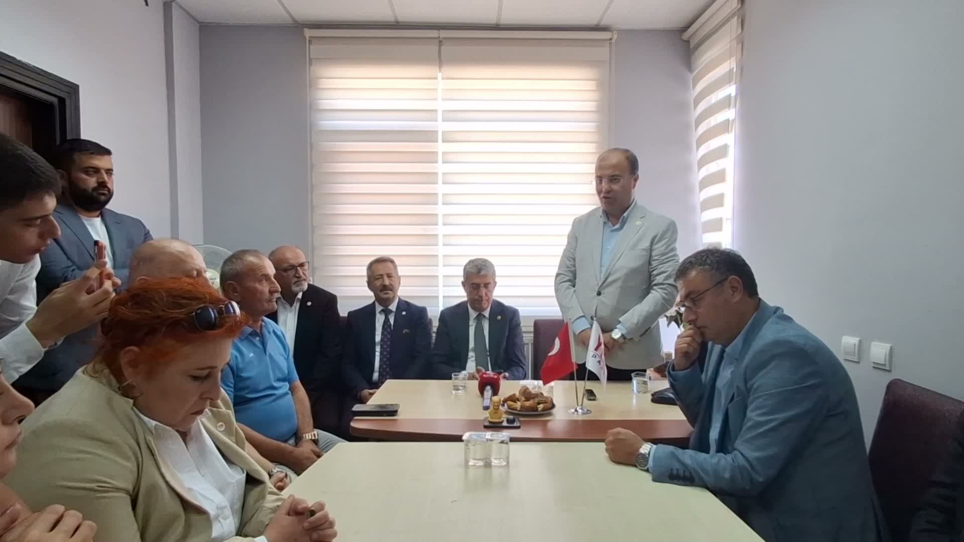 Yeni Parti